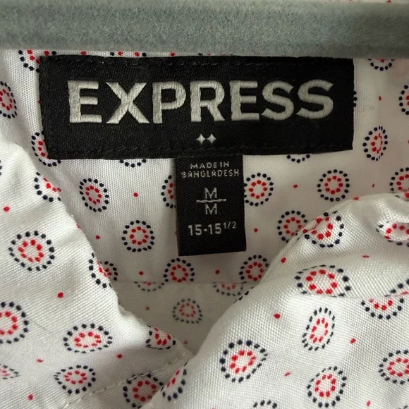 Express Men's Casual White With Red and Blue Pattern Button-Down Shirt - Picture 6 of 6